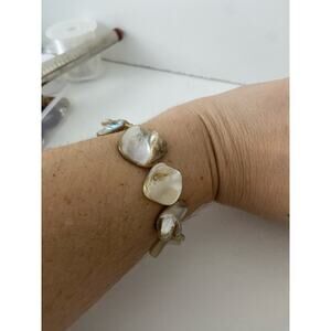 Mother of pearl bracelet